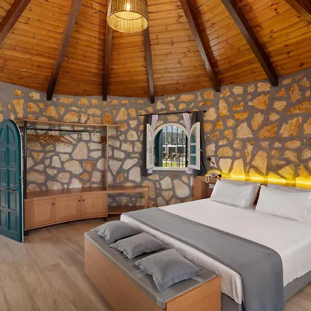 Aparthotel Kyma - Adult Only 3*
